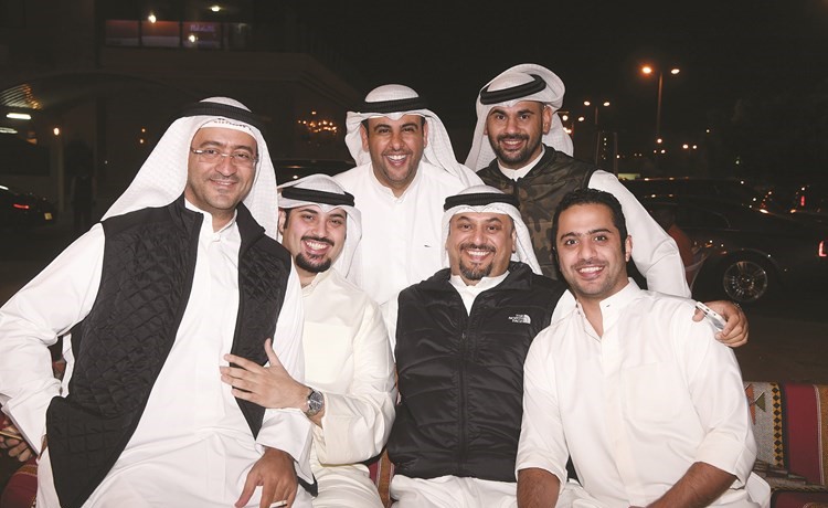 الفضالة وسط أهله وناخبيه بعد الفوز ﻿