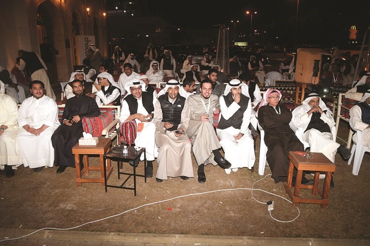 ابناء الدائرة الثالثة في المقر الانتخابي للفضالة﻿