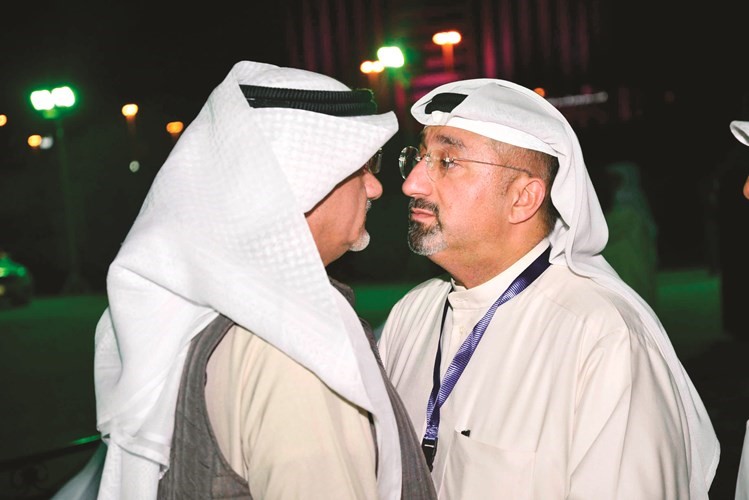 أحد الناخبين يهنئ د.ابل﻿