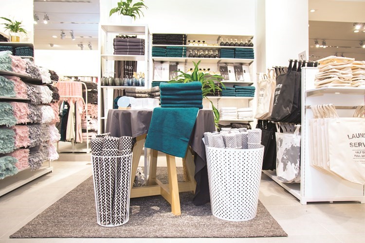 «H&M HOME» تفتتح أول محل بالكويت في «سكند أفنيو»