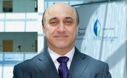 د. حسين الشروفي﻿