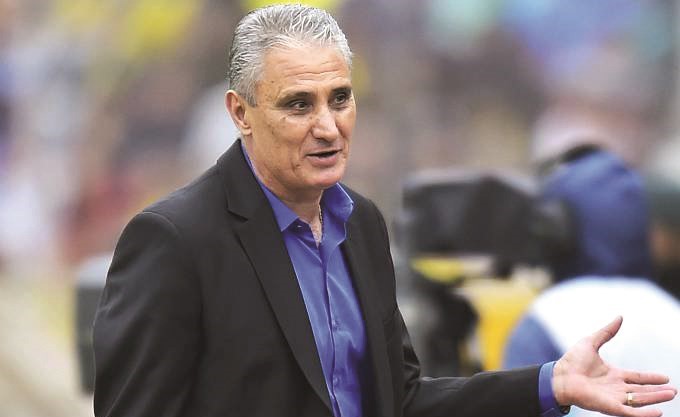 مدرب منتخب البرازيل تيتي﻿