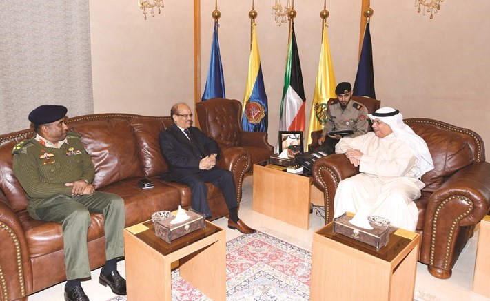 الجراح لدى استقباله سفير بنغلاديش إس إم أبو الكلام﻿