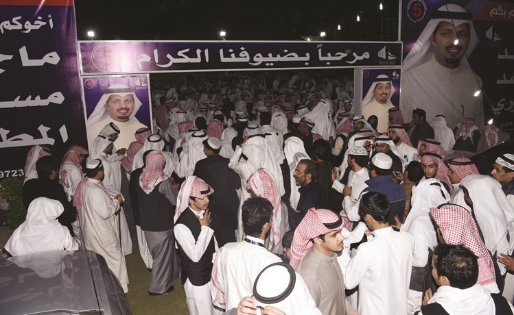 جموع المهنئين في مقر النائب ماجد المطيري								(احمد علي)﻿
