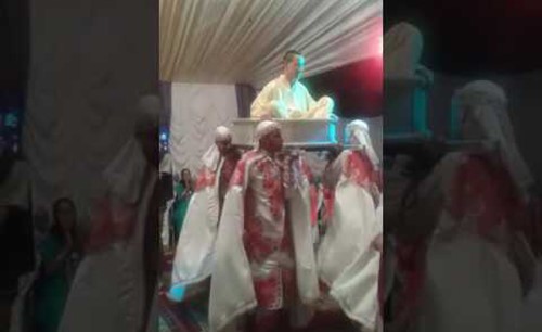 بالفيديو.. موقف محرج لعروس مغربية أثناء حفل زفافها