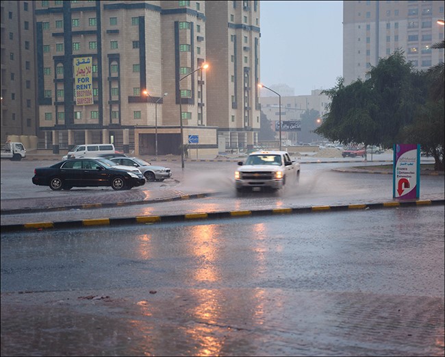الأمطار شملت جميع مناطق الكويت بعد طول انتظار	(ريليش كومار)