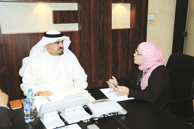 ماجد الصالح متحدثا للزميلة بشرى شعبان	(هاني الشمري)﻿