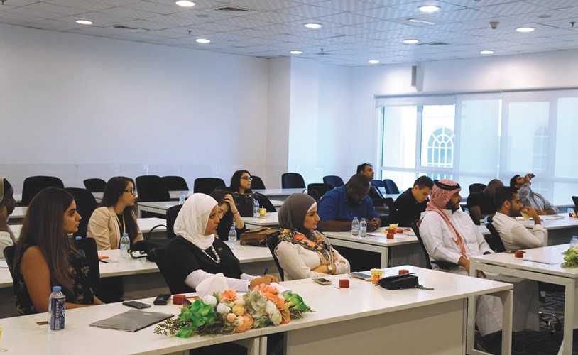 طلبة «AUM» في المؤتمر الدولي التاسع للقيادات الشابة 2016