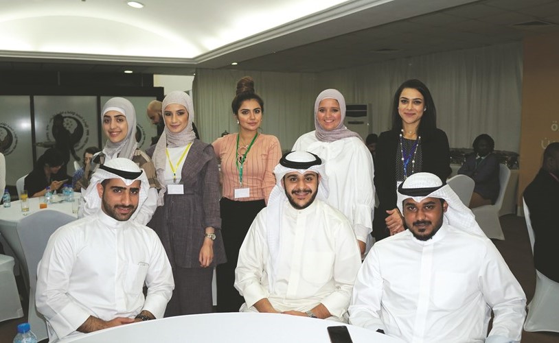 طلبة «AUM» في المؤتمر الدولي التاسع للقيادات الشابة 2016