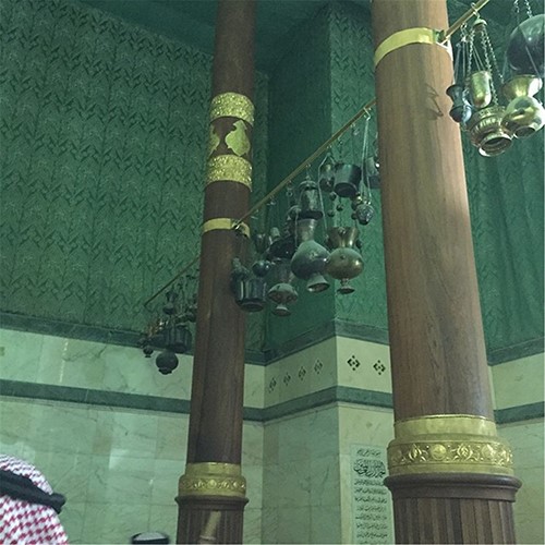 بالصور.. هذا ما تخفيه الكعبة من الداخل