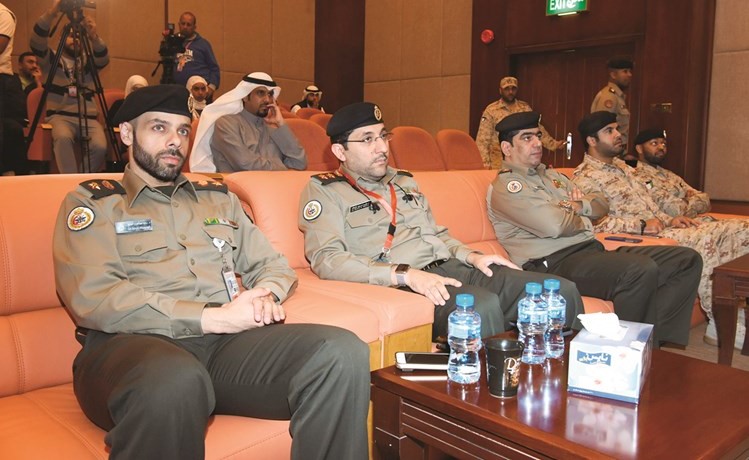 جانب من الحضور في المؤتمر الصحافي﻿