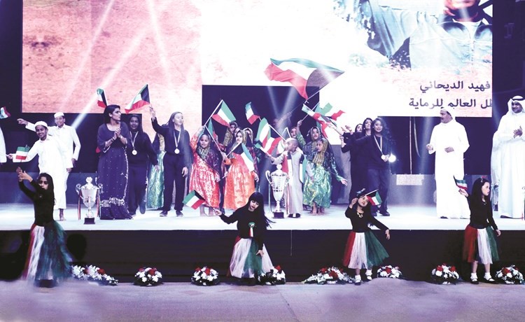 عرض أوبريت أنتم فخرنا﻿