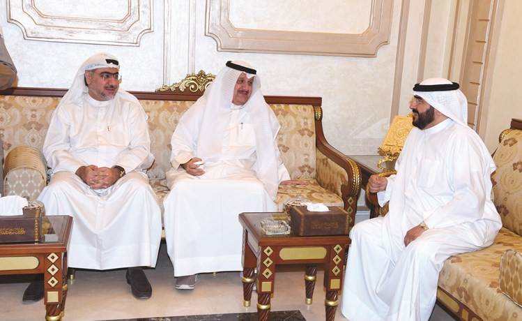 حماد مع عيسى الكندري وخالد الشطي ﻿