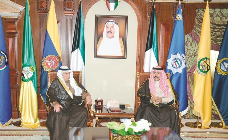 سمو ولي العهد الشيخ نواف الاحمد مستقبلا الشيخ خالد الجراح ﻿