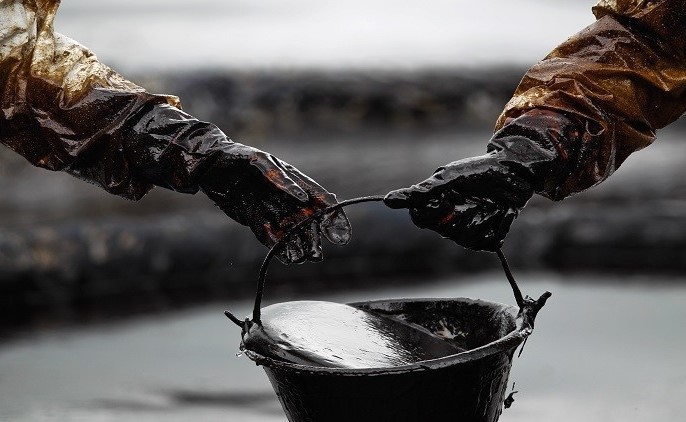 الكويت ستدعو اللجنة المراقبة لتطبيق اتفاق تخفيض إنتاج النفط لاجتماع في فبراير أو مارس