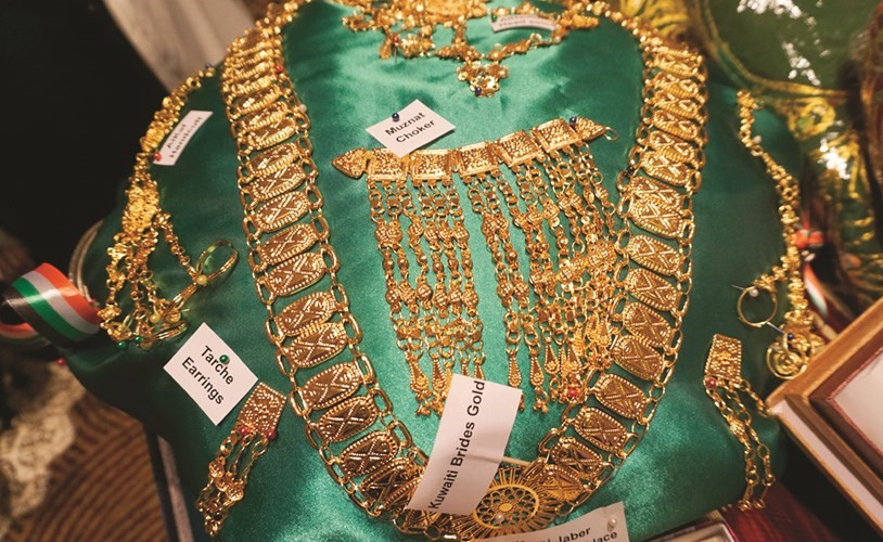 ملابس تراثية﻿