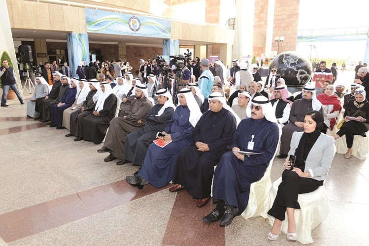 جامعة الكويت تنظم كرنفالاً بمناسبة احتفالها باليوبيل الذهبي