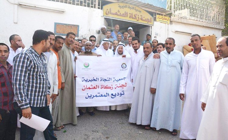 جانب من إحدى رحلات العمرة التي نظمتها لجنة زكاة العثمان سابقا﻿
