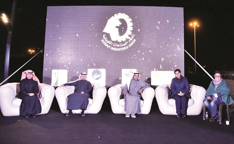 جانب من جلسات ومناقشات ورش العمل﻿