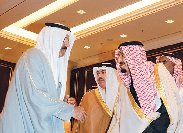 الفريق الشيخ أحمد النواف مرحبا بالملك سلمان بن عبدالعزيز