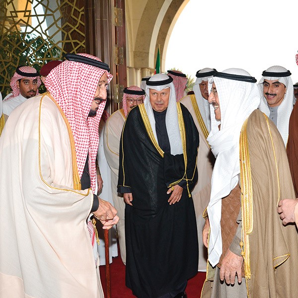 حديث بين صاحب السمو الأمير الشيخ صباح الأحمد وخادم الحرمين الشريفين الملك سلمان بن عبدالعزيز