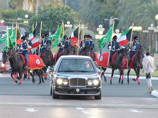 صاحب السمو الأمير الشيخ صباح الأحمد وضيفه الكبير خادم الحرمين الشريفين في قصر بيان