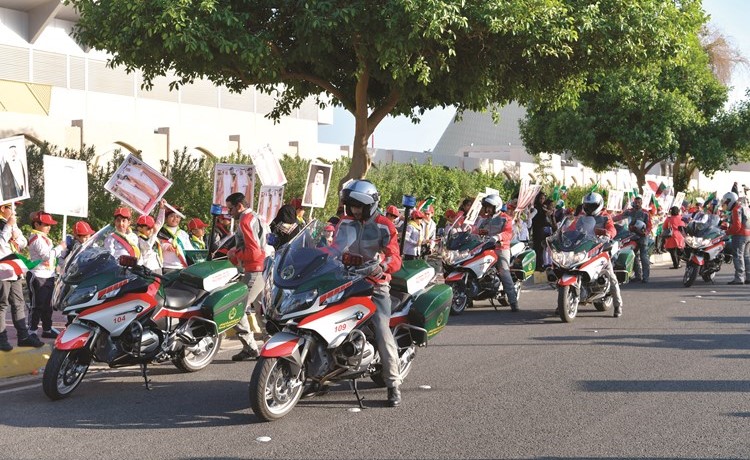 الدراجات البخارية التابعة للحرس الوطني شاركت في مراسم الاستقبال	(قاسم باشا)﻿