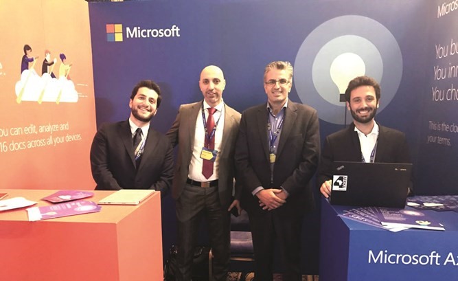 جناح مايكروسوفت في المؤتمر ﻿