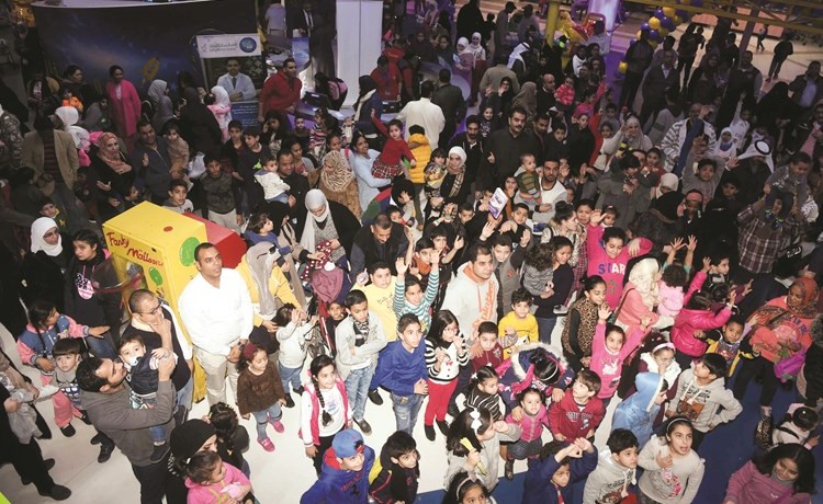 الزوار خلال حفل افتتاح فرع طفل المستقبل 	(محمد هاشم)﻿