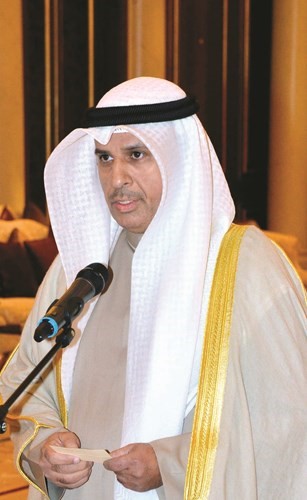 د. فالح العزب يؤدي القسم ﻿