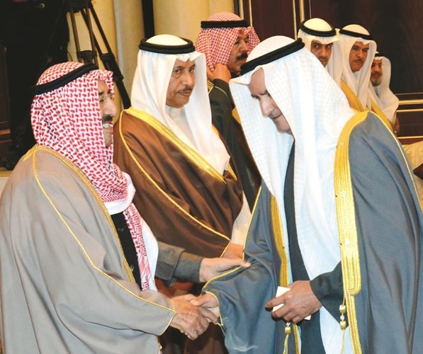 صاحب السمو مصافحا عصام المرزوق ﻿