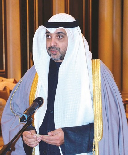 الشيخ محمد العبد الله يؤدي القسم﻿