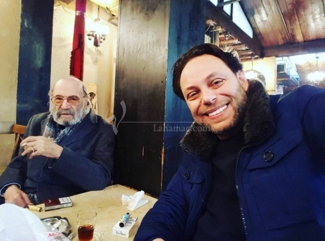 شاهدوا رفيق سبيعي في آخر ظهور له كيف أصبح بعد غياب طويل!