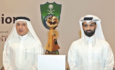 الباكر مع الذوادي وبينهما الكأس ﻿
