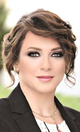 هذا ما أسعد سولاف فواخرجي.. هكذا تغزلت زوجة روني في مظهره.. وابن كراس بيت يظن أنه إطفائي! والمذيعة ميلر: ليس هناك ما يضاهي حب الأم