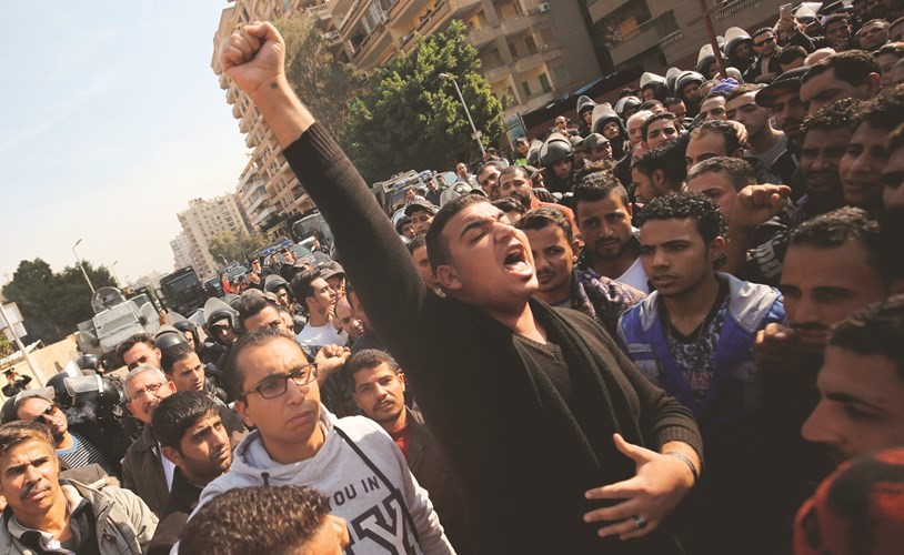 السيسي يكشف منفذ تفجير الكنيسة البطرسية: انتحاري بحزام ناسف
