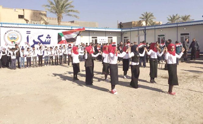 جانب من افتتاح المدرسة﻿