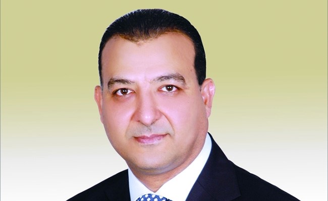 رأس تمثال فرعوني يثير الجدل في القرية العالمية