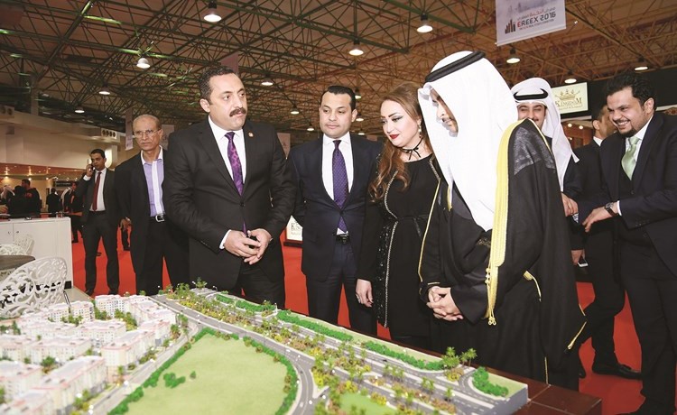 أحد المشاريع المعروضة داخل جناح شركة تبارك العقارية﻿