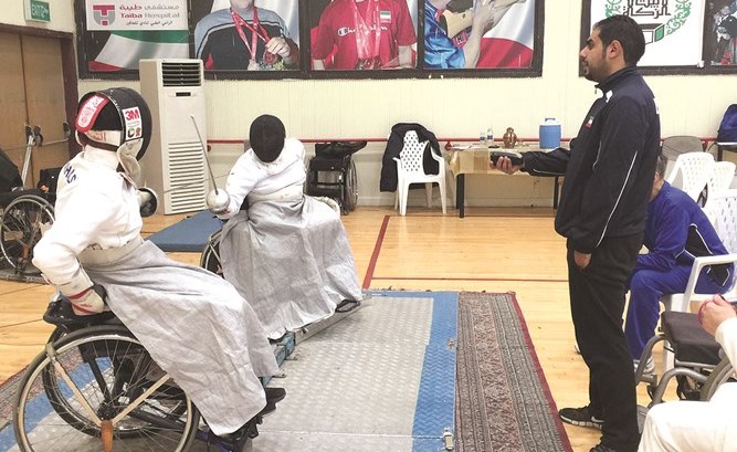 من منافسات اليوم الرياضي في نادي المعاقين ﻿