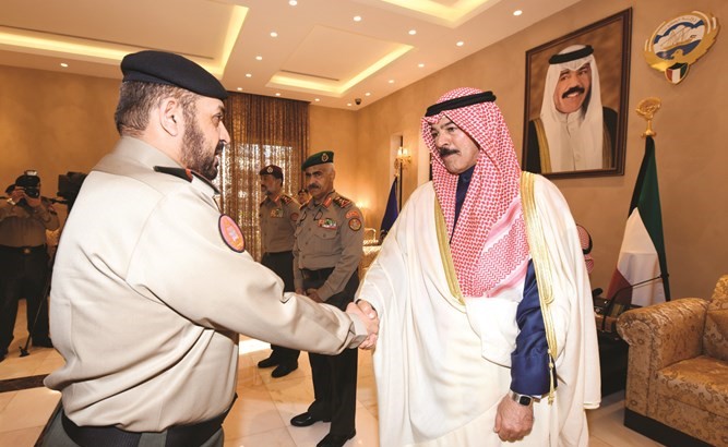 الشيخ محمد الخالد خلال تلقيه التهاني ﻿