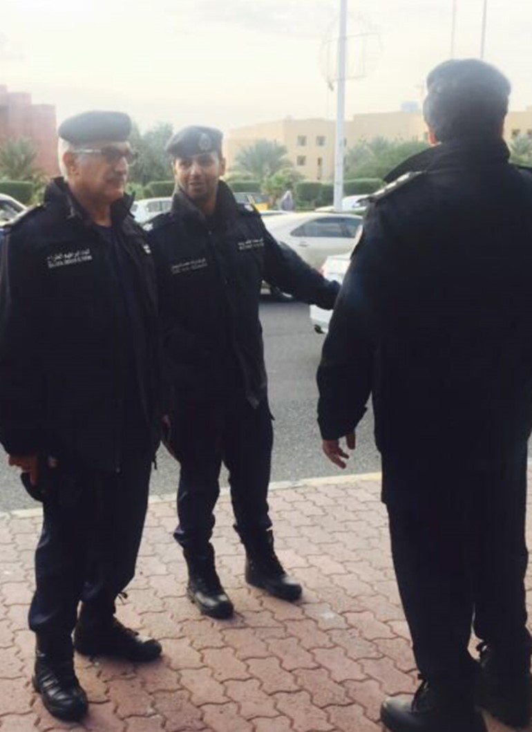 اللواء ابراهيم الطراح مع بعض القيادات الأمنية﻿
