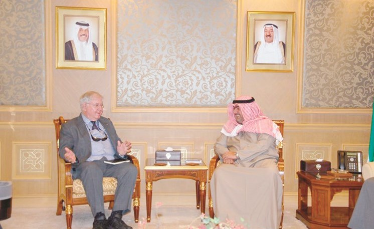  الشيخ ثامر العلي مستقبلا السفير جون كريغ ﻿
