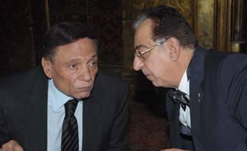 مخرج مصري يفجر مفاجأة:" أحمد راتب مات بسبب خطأ طبي"..  وهذه تفاصيل علاقته بعادل إمام واعتقاله 9 أيام  !