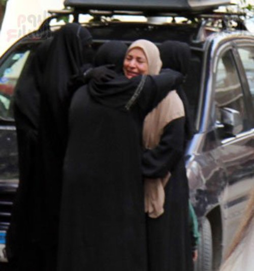 بالفيديو والصور .. التفاصيل الكاملة لإعدام  المتشدد عادل حبارة.. و"داعش" يتوعد