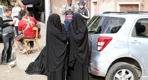 بالفيديو والصور .. التفاصيل الكاملة لإعدام  المتشدد عادل حبارة.. و"داعش" يتوعد