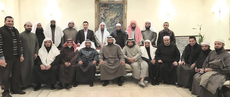 جزاع الصويلح ود.بدر الرخيص وموظفو جمعية النجاة﻿