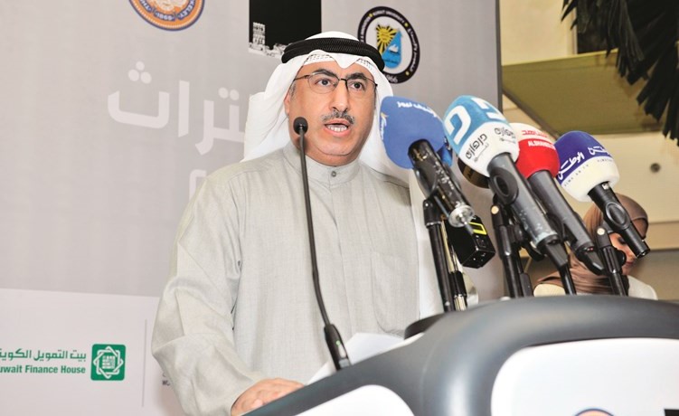د.محمد الفارس متحدثا﻿