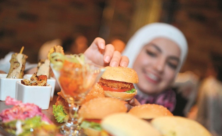 افتتاح ضخم لمطعم ومقهى «ذا تشوكليت جيت» في مركز جابر الأحمد الثقافي
