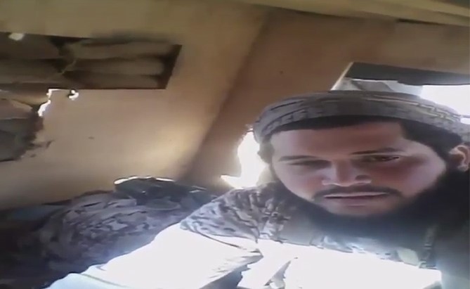 بالفيديو.. جندي سعودي لزوجته "أحبك ولن أنساكِ"